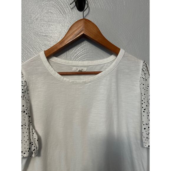 Maurices White Tee Polka Dot Flutter Short Sleeve Crew Neck T-Shirt Size M - Picture 2 of 8